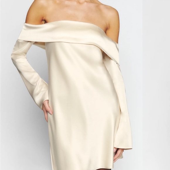 Maves dress Reformation-almond - Picture 4 of 5